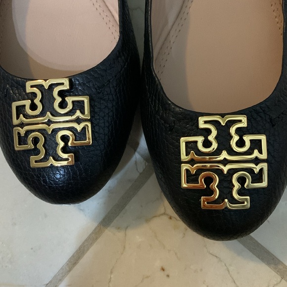 Brand new Tory Burch logo Black & Gold Melinda Ballet Flats Size 6.5 - Picture 8 of 8